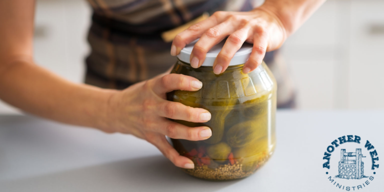 Trying to open the jar